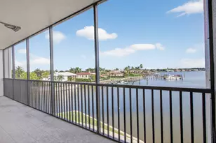 11390 12 Oaks Way, North Palm Beach, FL 33408 - Photo 4