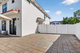 1011 Willow Pl, Riviera Beach, FL 33410 - Photo 18