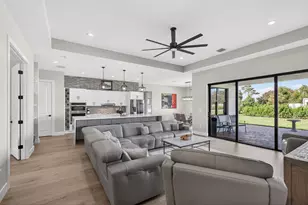 8249 SE Dharlys St, Hobe Sound, FL 33455 - Photo 12