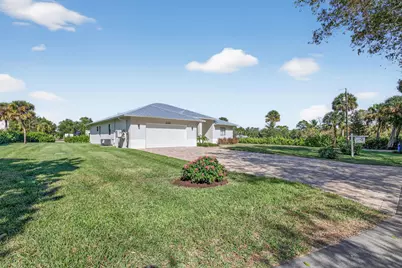 8249 SE Dharlys Street, Hobe Sound, FL 33455 - Photo 4