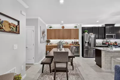 9400 SW Libertas Way, Port Saint Lucie, FL 34987 - Photo 6