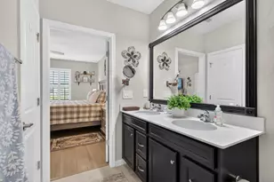 9400 SW Libertas Wy, Port Saint Lucie, FL 34987 - Photo 22