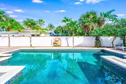 205 18th Avenue N, Lake Worth, FL 33460 - Photo 2