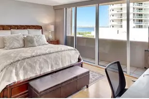 4200 N Ocean Dr, Singer Island, FL 33404 - Photo 10