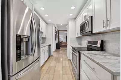 6827 Parisian Way, Lake Worth, FL 33467 - Photo 10