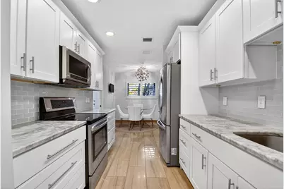 6827 Parisian Way, Lake Worth, FL 33467 - Photo 14