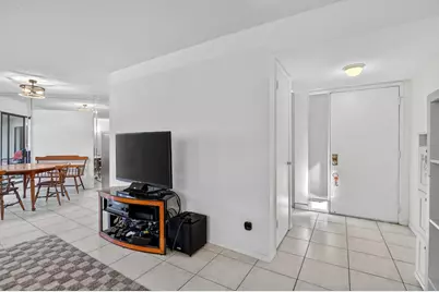 5650 Camino Del Sol #106, Boca Raton, FL 33433 - Photo 14