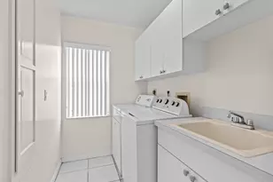 992 Seneca Ave, Sebastian, FL 32958 - Photo 18