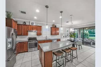 564 SE Monet Drive, Port Saint Lucie, FL 34984 - Photo 10