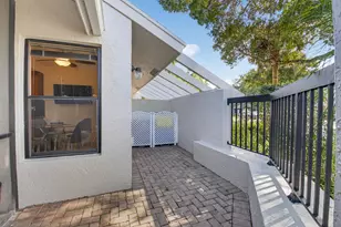 10911 Lake Front Pl, Boca Raton, FL 33498 - Photo 30