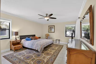 10911 Lake Front Place, Boca Raton, FL 33498 - Photo 14