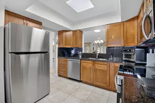 10911 Lake Front Pl, Boca Raton, FL 33498 - Photo 6