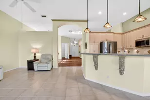 7204 Demedici Cir, Delray Beach, FL 33446 - Photo 12