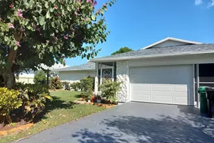 1971 SE Fallon Dr, Port Saint Lucie, FL 34983 - Photo 2