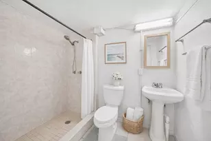 321 NW 51st St, Oakland Park, FL 33309 - Photo 10