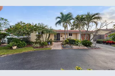 1248 SE 8th Street, Deerfield Beach, FL 33441 - Photo 2