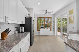 163 Las Brisas Cir, Hypoluxo, FL 33462 - Photo 18