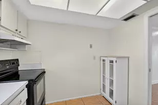 2667 Dudley Dr, West Palm Beach, FL 33415 - Photo 18