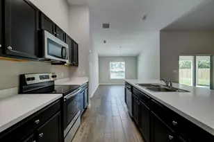 5737 NW Jigsaw Ln, Port Saint Lucie, FL 34986 - Photo 8