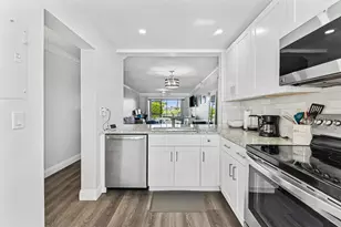 13369 Touchstone Pl, Palm Beach Gardens, FL 33418 - Photo 8