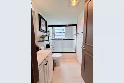 402 Brighton J #J, Boca Raton, FL 33434 - Photo 24