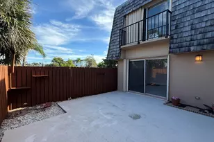 2717 SE 27th Way, Boynton Beach, FL 33435 - Photo 16