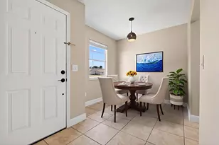 29 Sandalwood Ct, Oviedo, FL 32765 - Photo 2