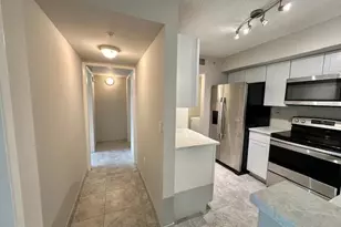 7824 Sonoma Springs Cir, Lake Worth, FL 33463 - Photo 6