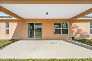 530 SW Butler Ave, Port Saint Lucie, FL 34983 - Photo 24