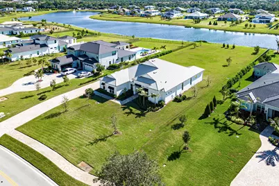 20076 SE Bridgewater Drive, Jupiter, FL 33458 - Photo 1