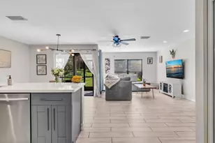 4441 NW 22nd Rd, Pompano Beach, FL 33066 - Photo 14