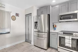 4441 NW 22nd Rd, Pompano Beach, FL 33066 - Photo 10