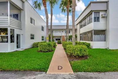 185 Normandy #D, Delray Beach, FL 33484 - Photo 2