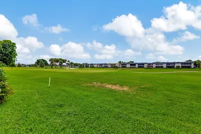 185 Normandy #D, Delray Beach, FL 33484 - Photo 14