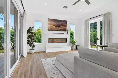301 Pilgrim Road, West Palm Beach, FL 33405 - Photo 18