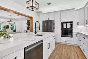 301 Pilgrim Rd, West Palm Beach, FL 33405 - Photo 14