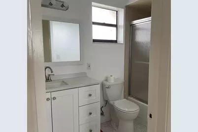 4640 Lucerne Lakes Boulevard W #605, Lake Worth, FL 33467 - Photo 4