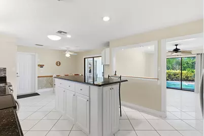 5151 SE Burning Tree Circle, Stuart, FL 34997 - Photo 12