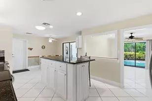 5151 SE Burning Tree Cir, Stuart, FL 34997 - Photo 12