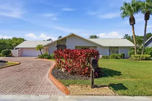 5151 SE Burning Tree Cir, Stuart, FL 34997 - Photo 2