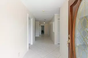 5151 SE Burning Tree Cir, Stuart, FL 34997 - Photo 6