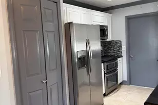 21583 Villa Nova Dr, Boca Raton, FL 33433 - Photo 8