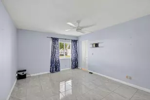 310 Pine Ridge Cir, Greenacres, FL 33463 - Photo 20