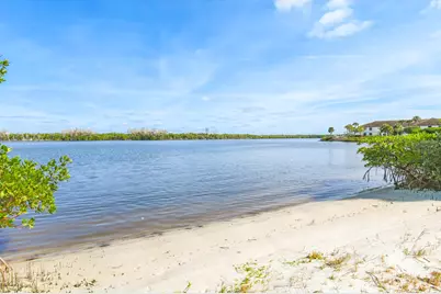5363 SE Miles Grant Road #D203, Stuart, FL 34997 - Photo 4