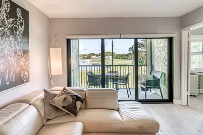 12790 Briarlake Drive #202, Palm Beach Gardens, FL 33418 - Photo 6