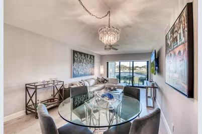 12790 Briarlake Drive #202, Palm Beach Gardens, FL 33418 - Photo 4