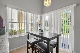 10601 Pelican Dr, Wellington, FL 33414 - Photo 12