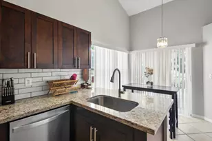 10601 Pelican Dr, Wellington, FL 33414 - Photo 10