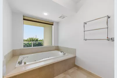 1063 Hillsboro Mile #301, Pompano Beach, FL 33062 - Photo 34