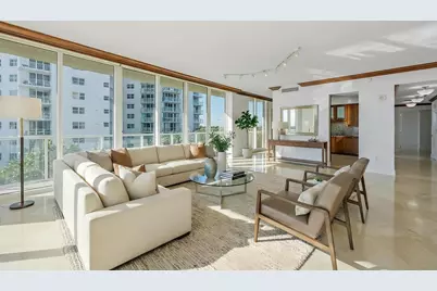 1063 Hillsboro Mile #301, Pompano Beach, FL 33062 - Photo 4